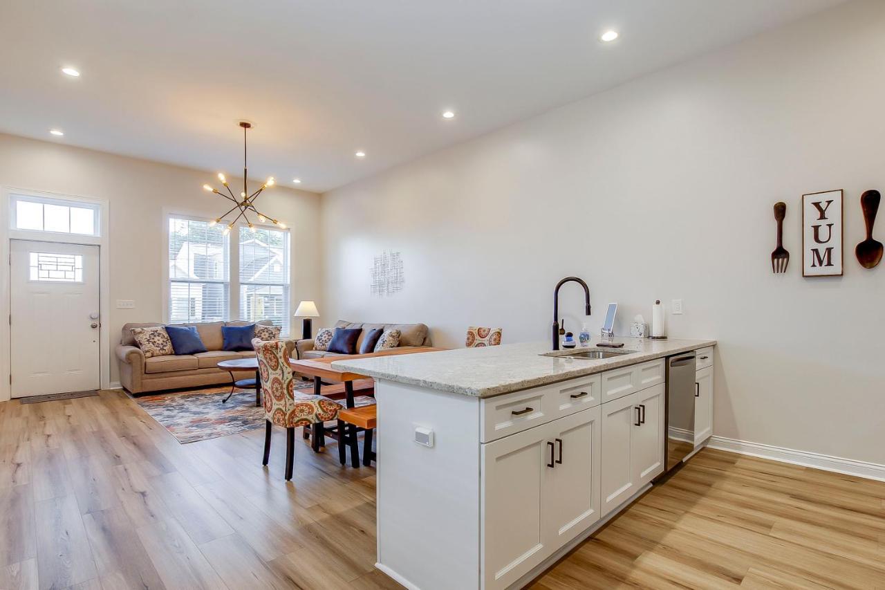 Expo Center Retreat: Spacious Family * Louisville