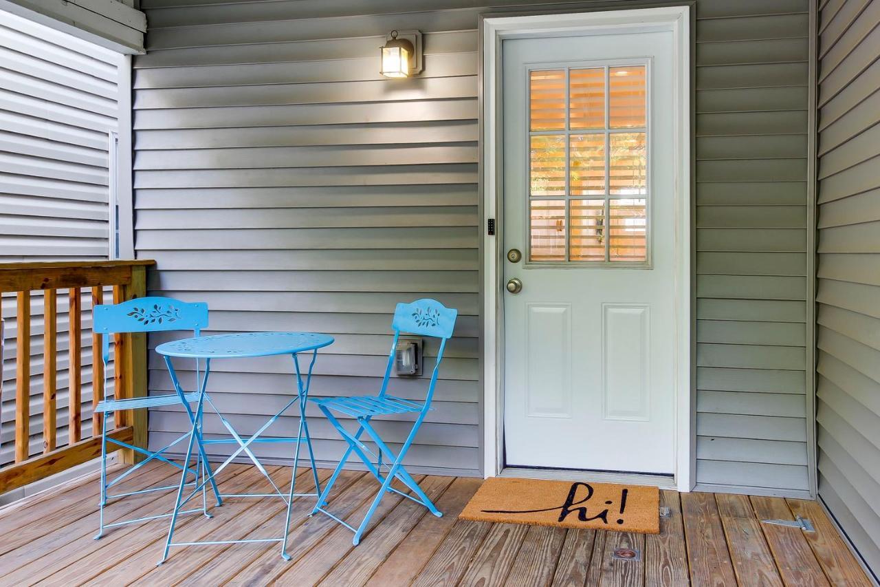 Expo Center Retreat: Spacious Family
